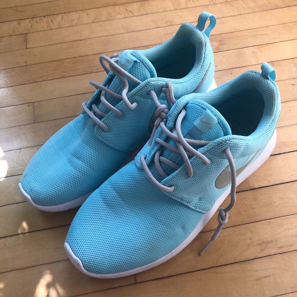 Nike Roshe teal